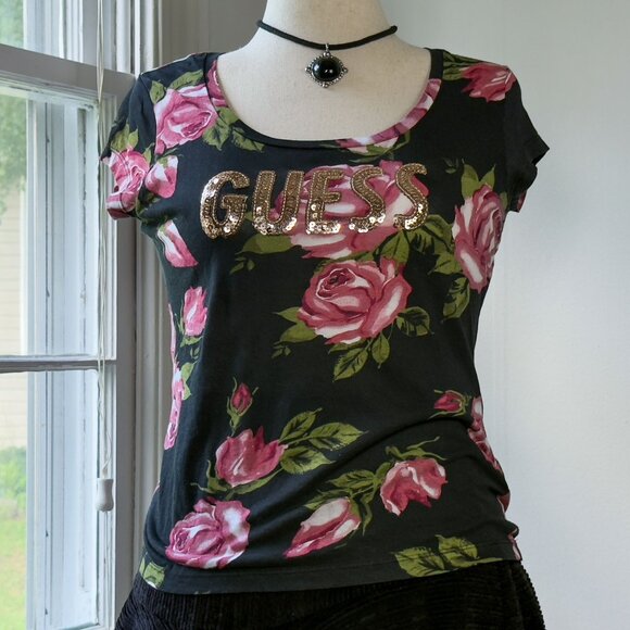 Guess Floral Baby Doll Tee Cotton Tshirt Sequins Roses Size Medium Y2K - Picture 2 of 6